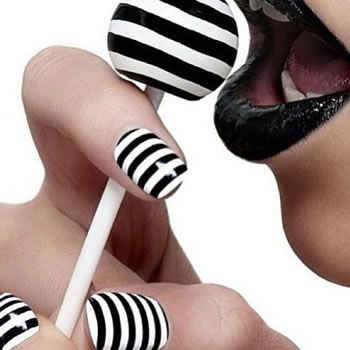 Black and White Nail Art