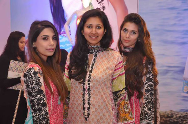 So Kamal Collaboration with Zara Shahjahan, Launches Spring/Summer Lawn 2014
