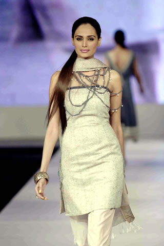 Nayna's Collection at PFDC Sunsilk Fashion Week 2010 Karachi