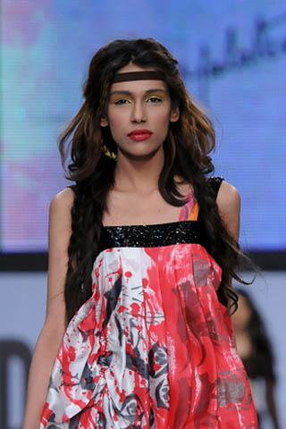 Pakistani Model Fayeza at PFDC Sunsilk Fashion Week 2012