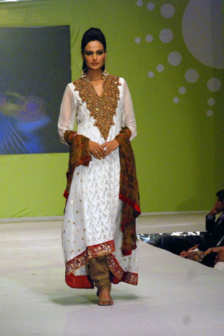 Latest Ethnic Collection by Munib Nawaz, Latest 2011 Collection